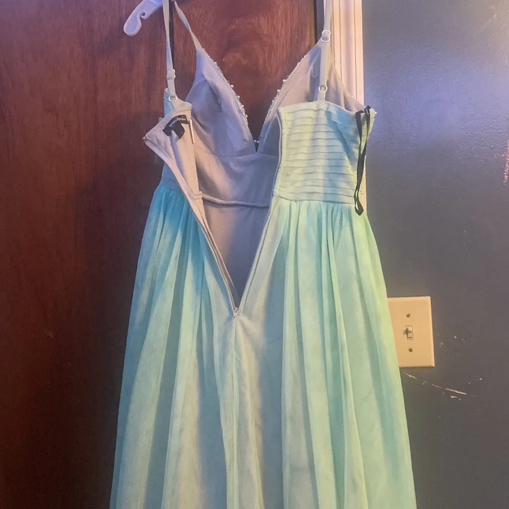 Prom dress/Bridal dress with tag on it. - Picture 2 of 3